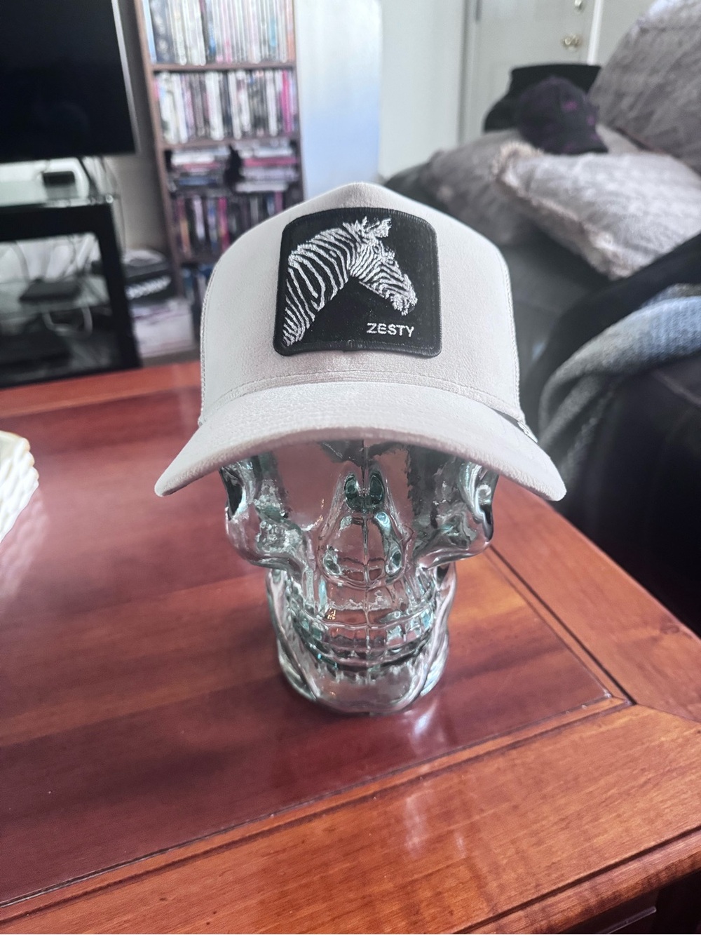 Goorin Bros. “VELOUR ZESTY” ZESTY. Trucker Hat. Mesh SnapBack NWT